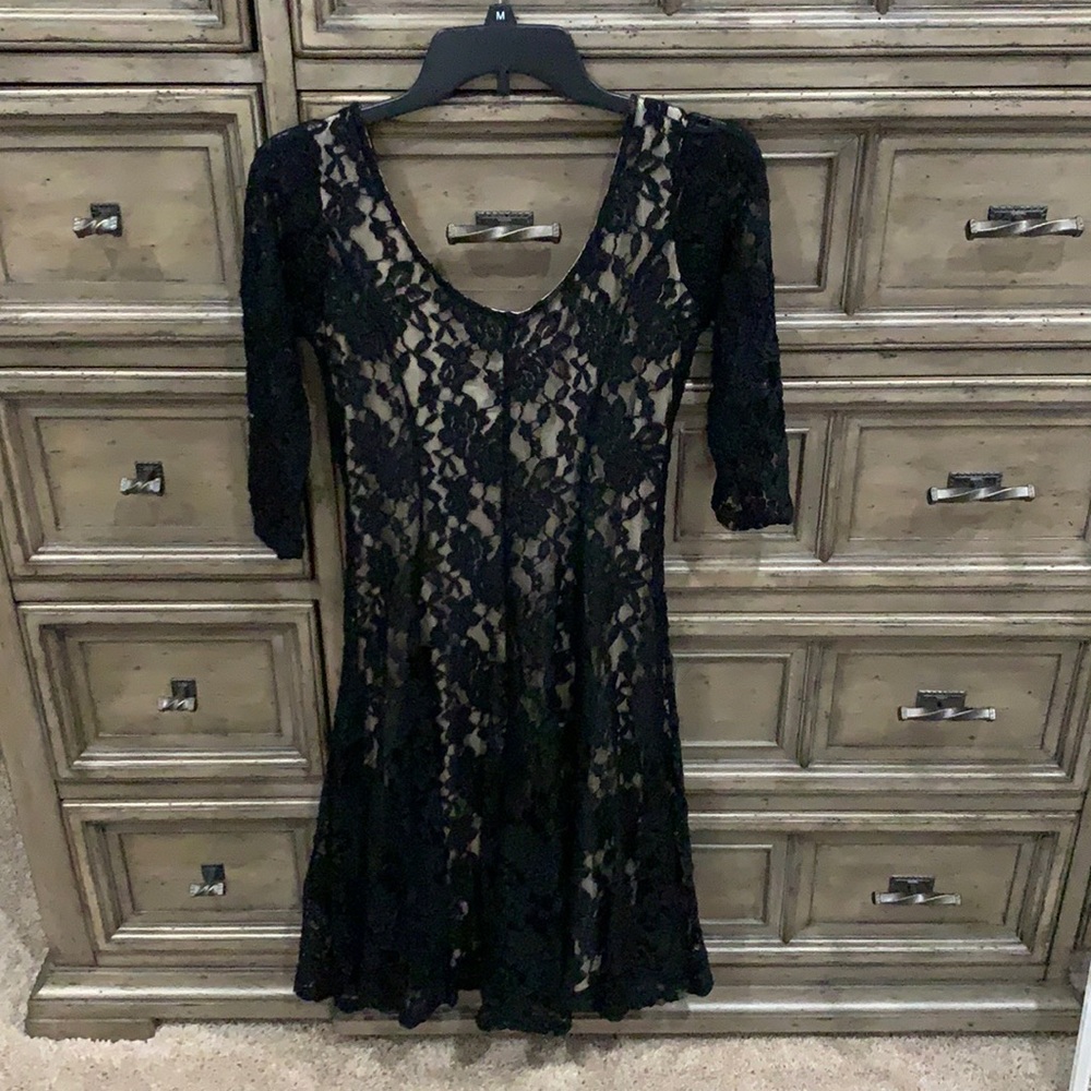 Ryan Michelle black lace dress women’s medium LN